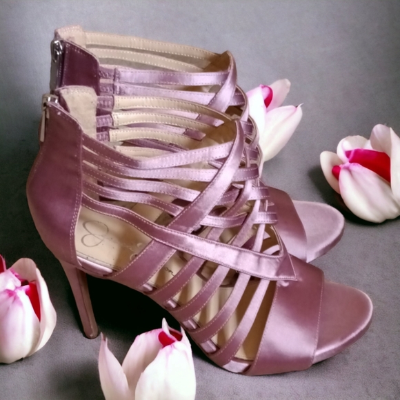 Jessica Simpson Purple Satin Heels - Picture 2 of 6